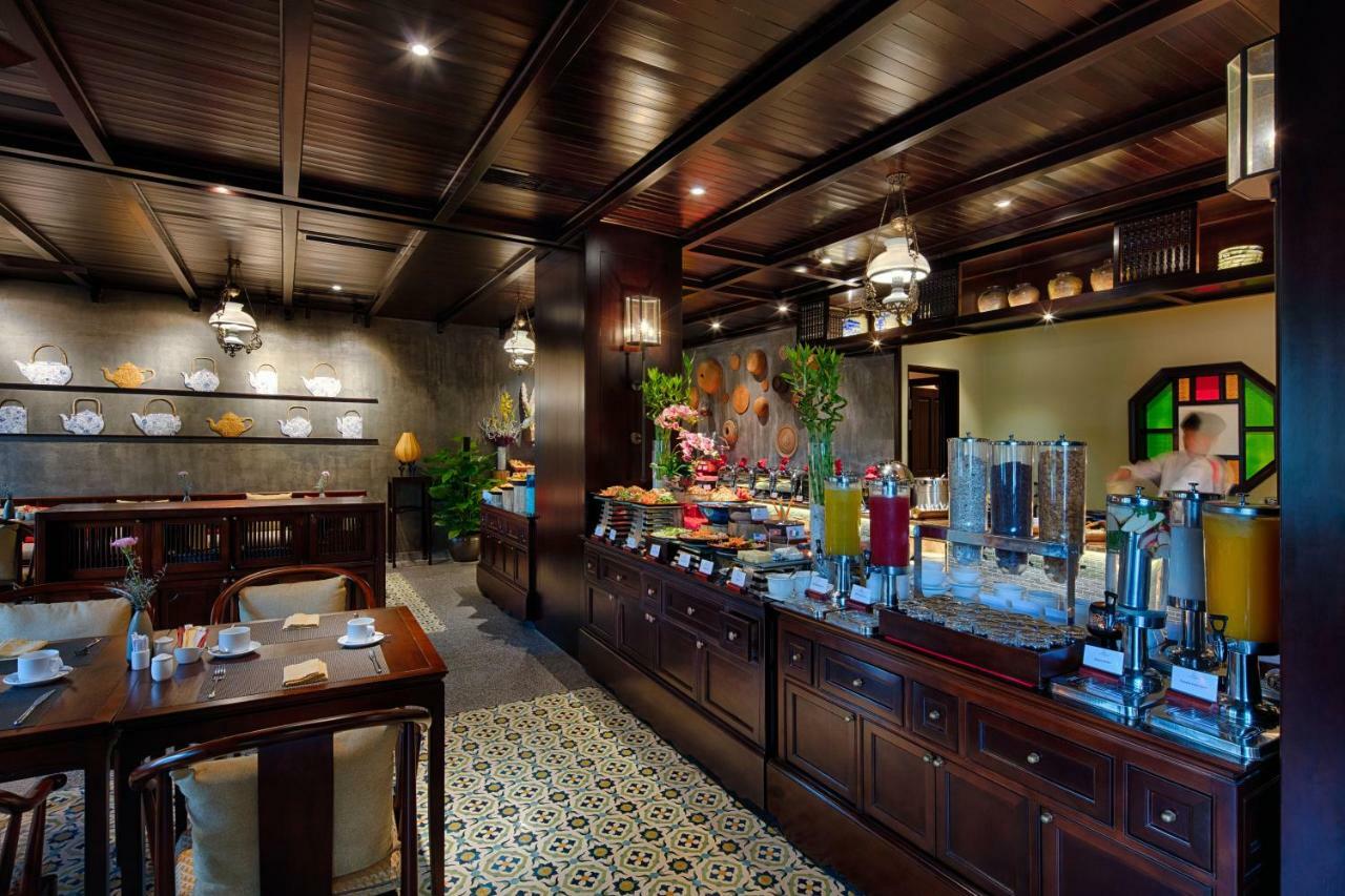 فندق وسبا ليتل ريفر سايد هوي آن – إيه ليتل بوتيك لوكس هوي ان المظهر الخارجي الصورة The interior of the restaurant